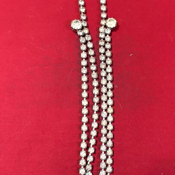 Rhinestone Pendant Necklace - Picture 3 of 4